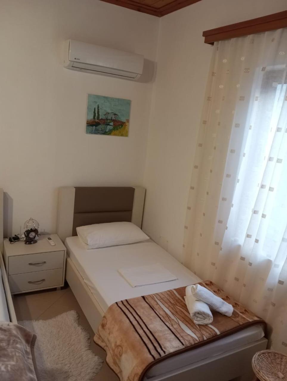 Dhimitri'S Guest House Μπεράτ Εξωτερικό φωτογραφία